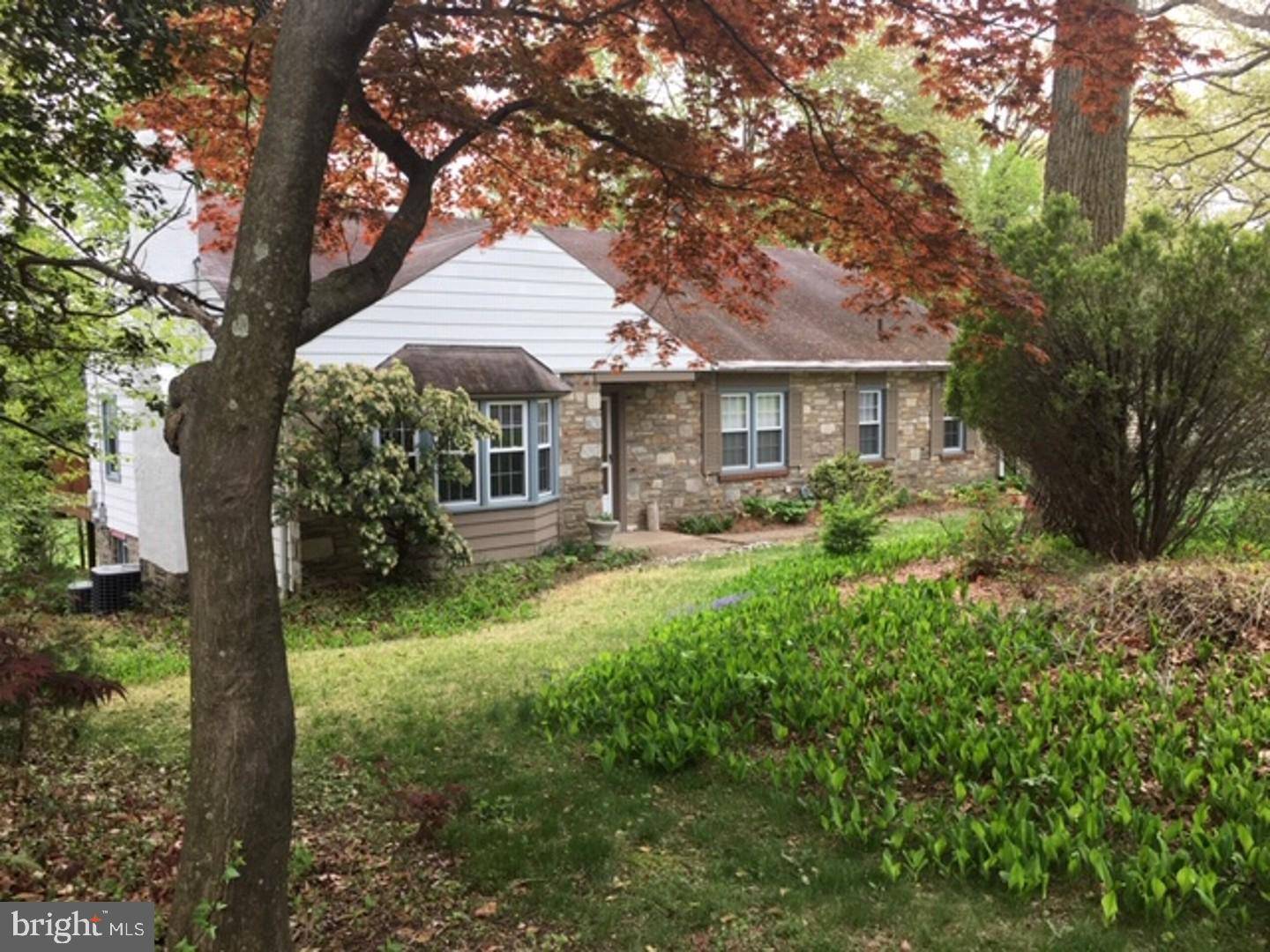 1843 ACORN LN, Abington, PA 19001