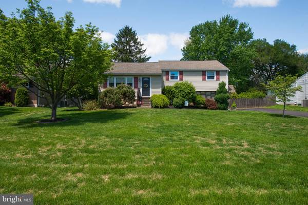 36 HOLLY DRIVE DR, Hatboro, PA 19040