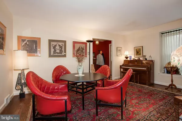 Bryn Mawr, PA 19010,931 WAVERLY RD