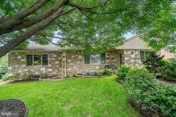 1259 GLENBROOK RD, Huntingdon Valley, PA 19006