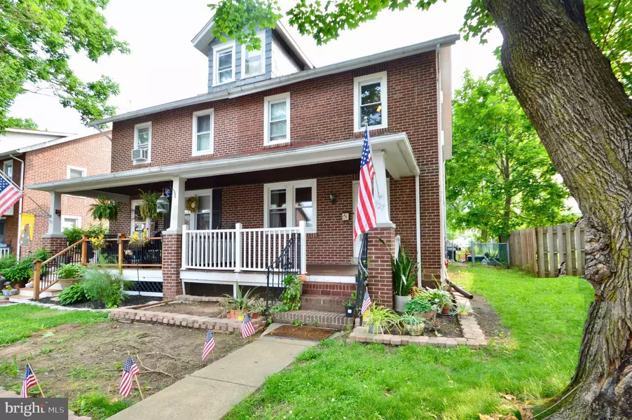 527 W 2ND ST, Lansdale, PA 19446