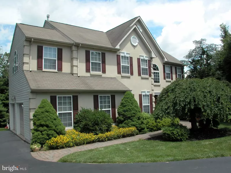 3007 HONEYLOCUST CIR, Collegeville, PA 19426