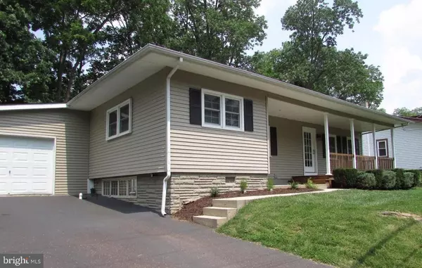 Spring Mount, PA 19478,205 MAIN ST
