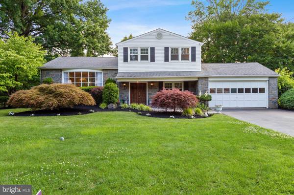 330 KNOLL RD, Plymouth Meeting, PA 19462