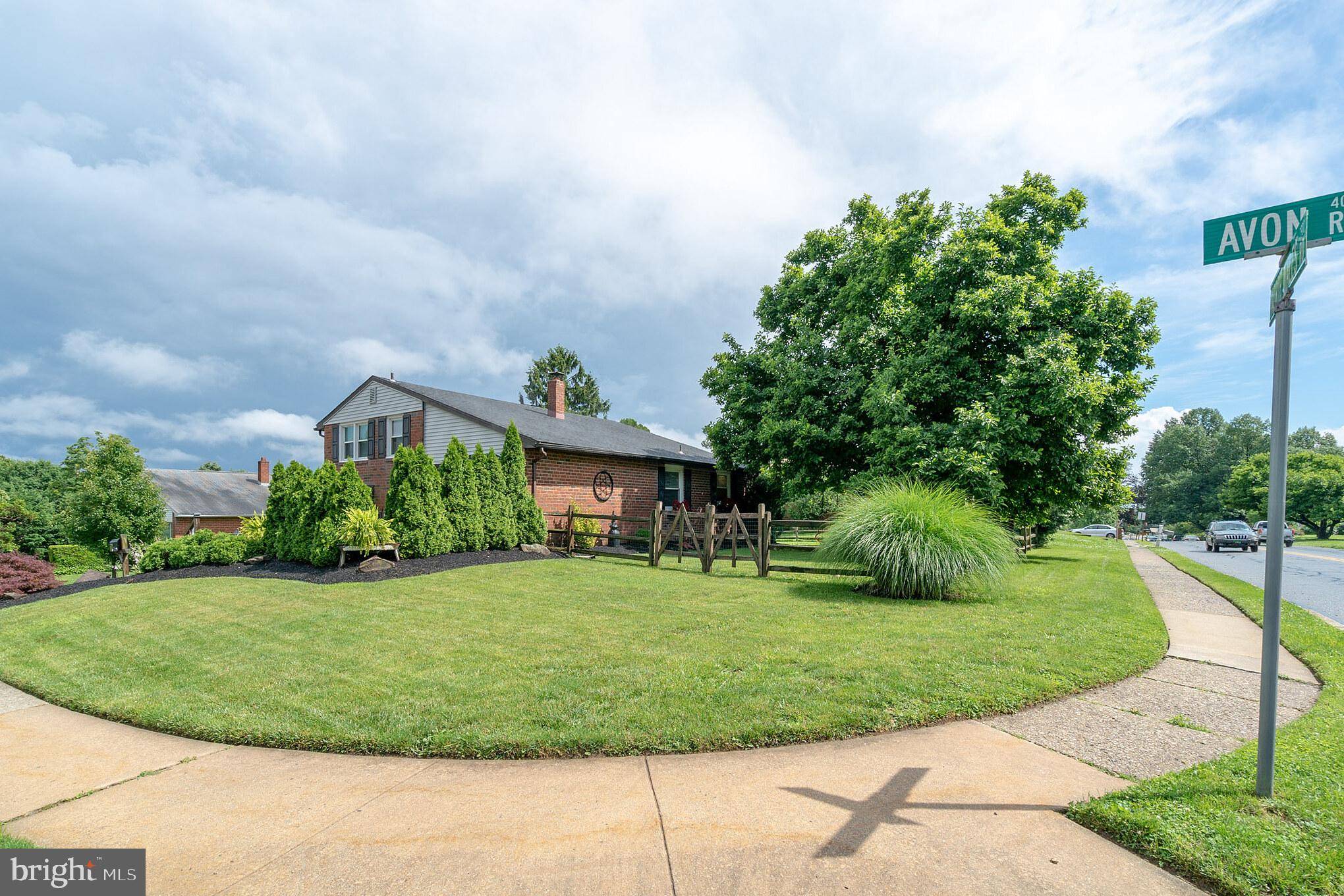 East Norriton, PA 19403,424 AVON RD