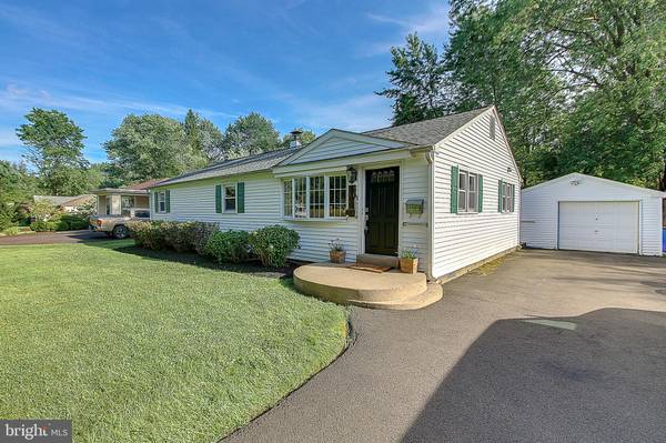 517 SHERWOOD LN, Hatboro, PA 19040