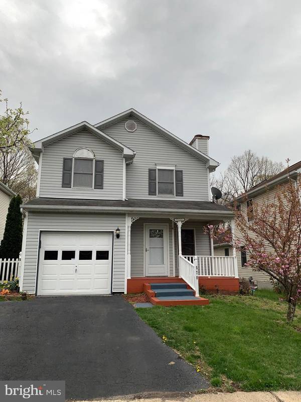 570 UPLAND ST, Pottstown, PA 19464