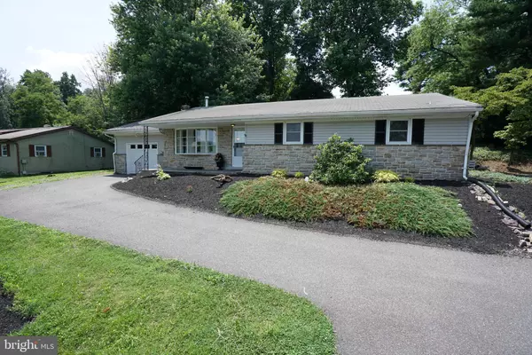 1385 CHESTNUT GROVE RD, Pottstown, PA 19464