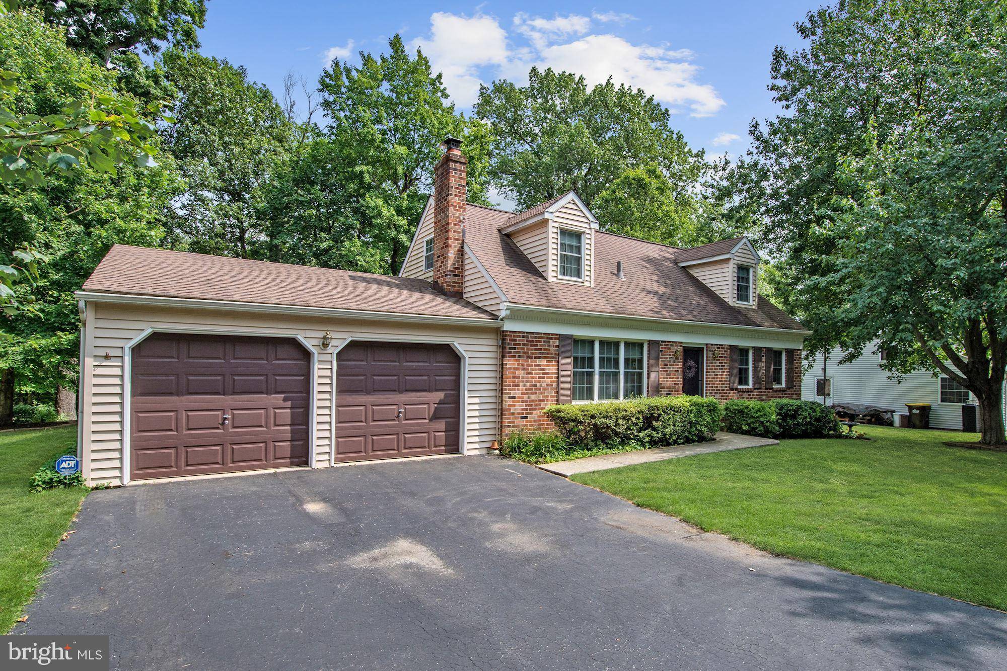 1112 PIERCE RD, East Norriton, PA 19401
