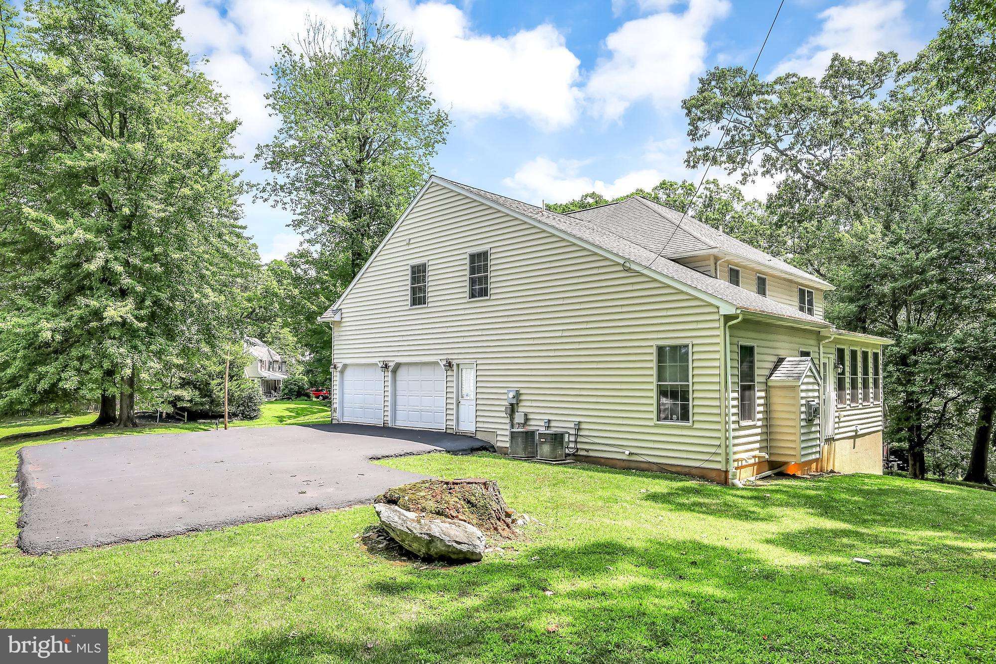 Abington, PA 19001,1815 ACORN LN