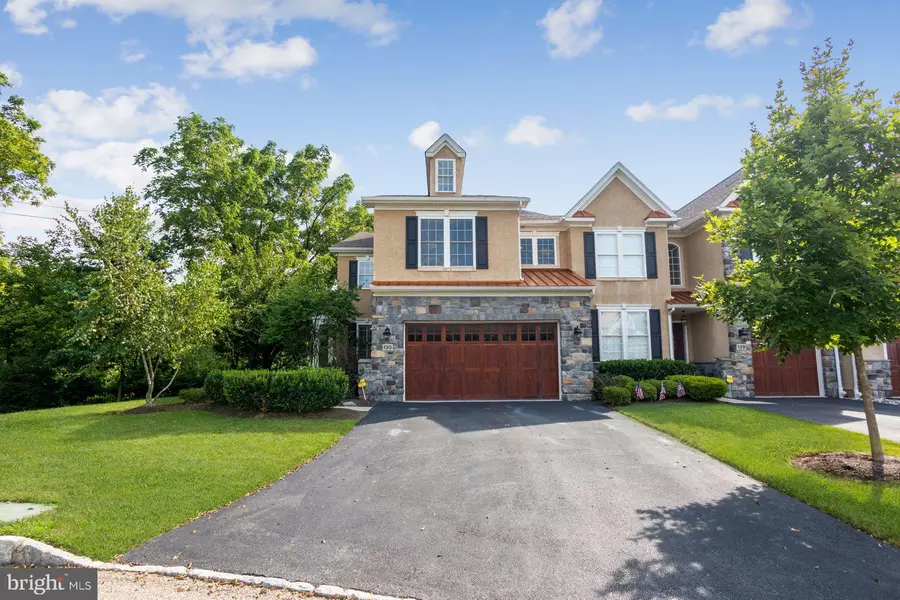 130 CARRIAGE CT, Plymouth Meeting, PA 19462