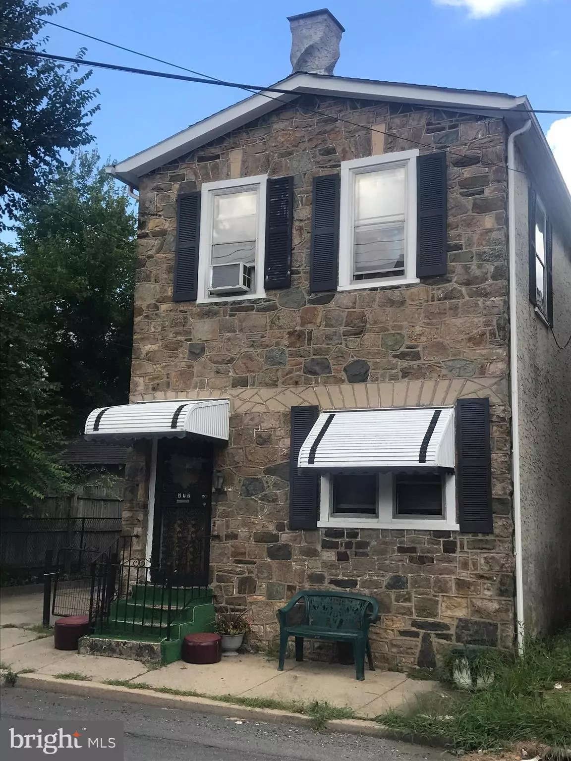 Ambler, PA 19002,279 W MAPLE ST