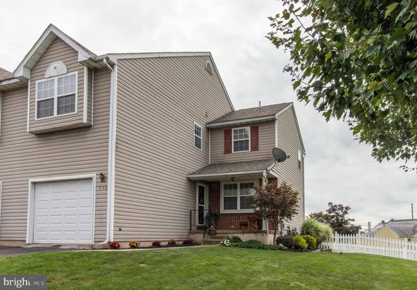 598 W 6TH ST, Pennsburg, PA 18073