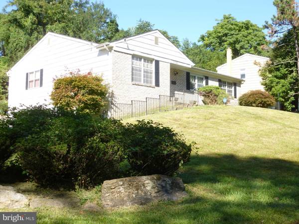 102 PLEASANT HILL RD, Cheltenham, PA 19012