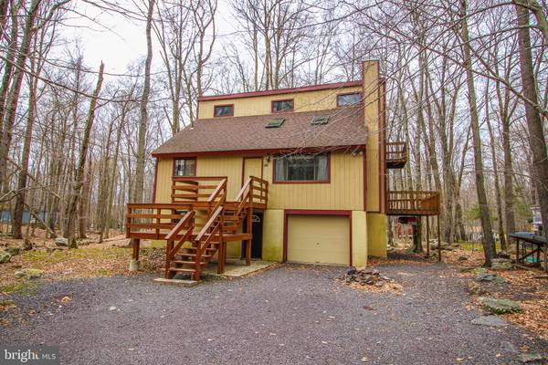 175 WHITE PINE DR, Pocono Lake, PA 18347