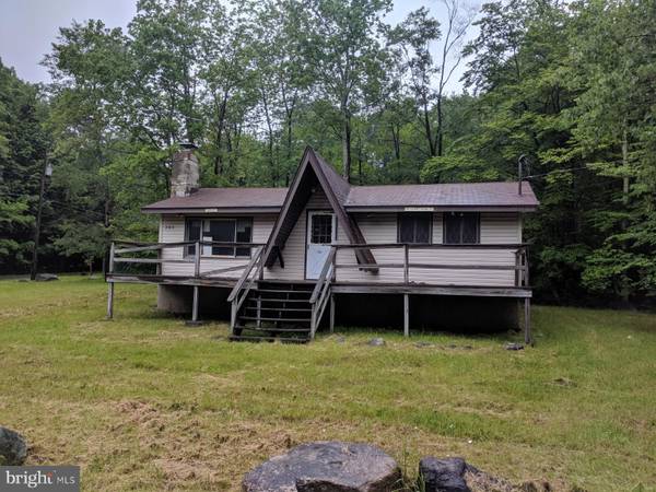 283 ORONO DR, Pocono Lake, PA 18347