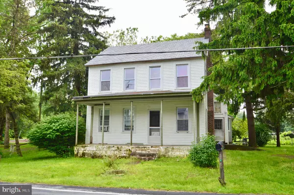 6125 WEAVERSVILLE RD, Bethlehem, PA 18017