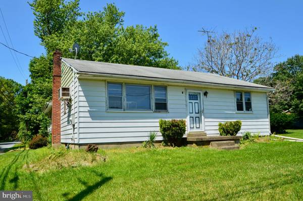 247 NAZARETH DR, Nazareth, PA 18064