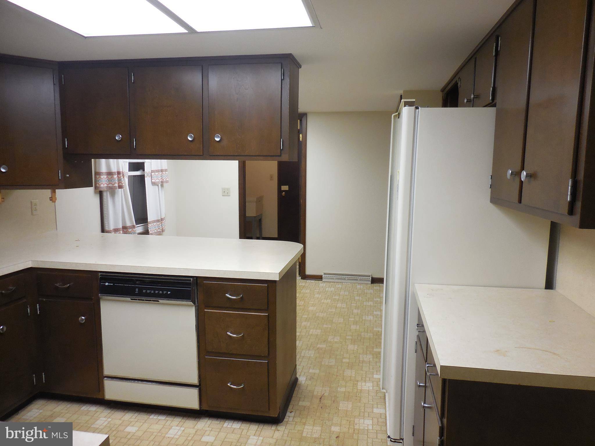 Easton, PA 18042,10 SOFET LN