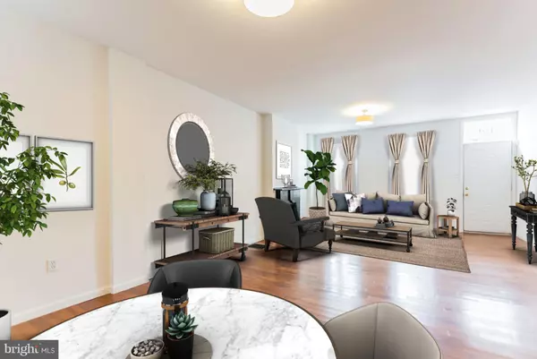 Philadelphia, PA 19145,1721 S 19TH ST