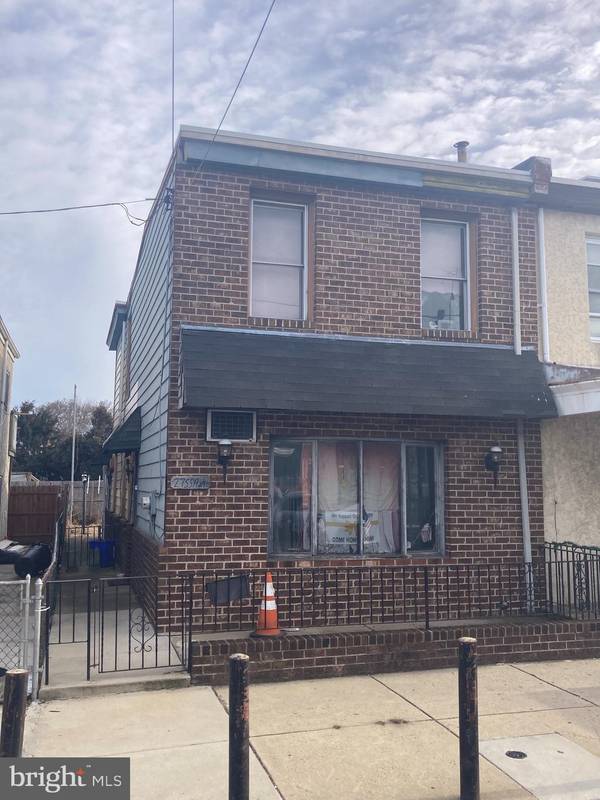 2755 ASH ST, Philadelphia, PA 19137