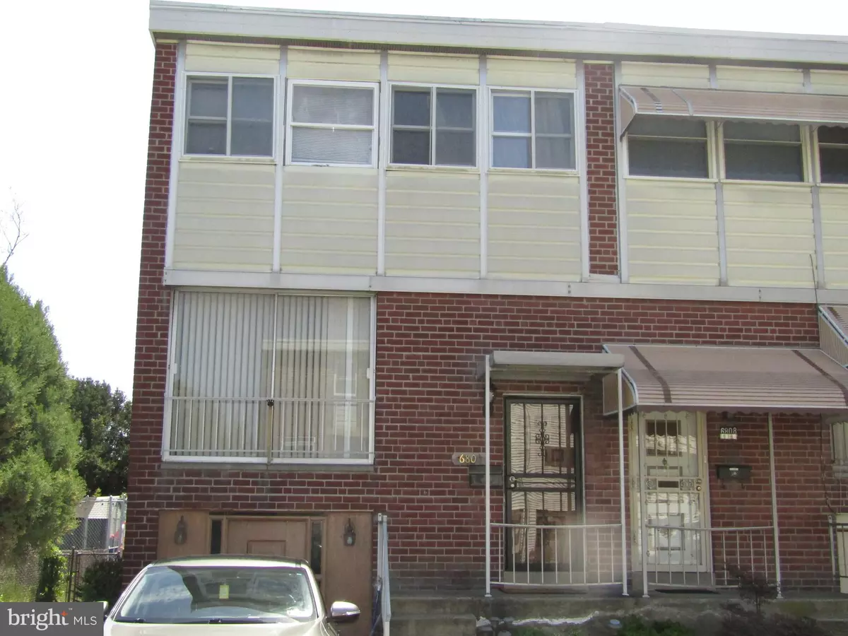 Philadelphia, PA 19142,6806 GREBE PL