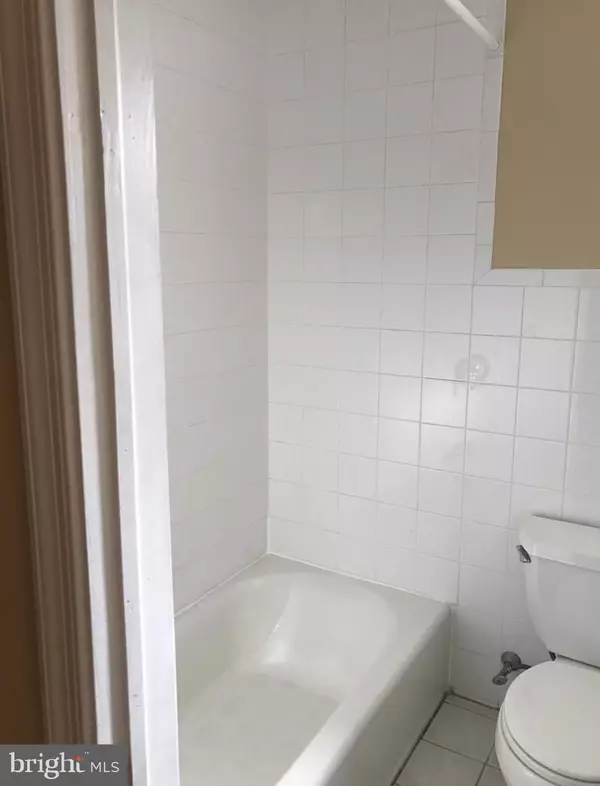 Philadelphia, PA 19129,3731 MIDVALE AVE