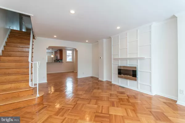 Philadelphia, PA 19138,1832 E PASTORIUS ST