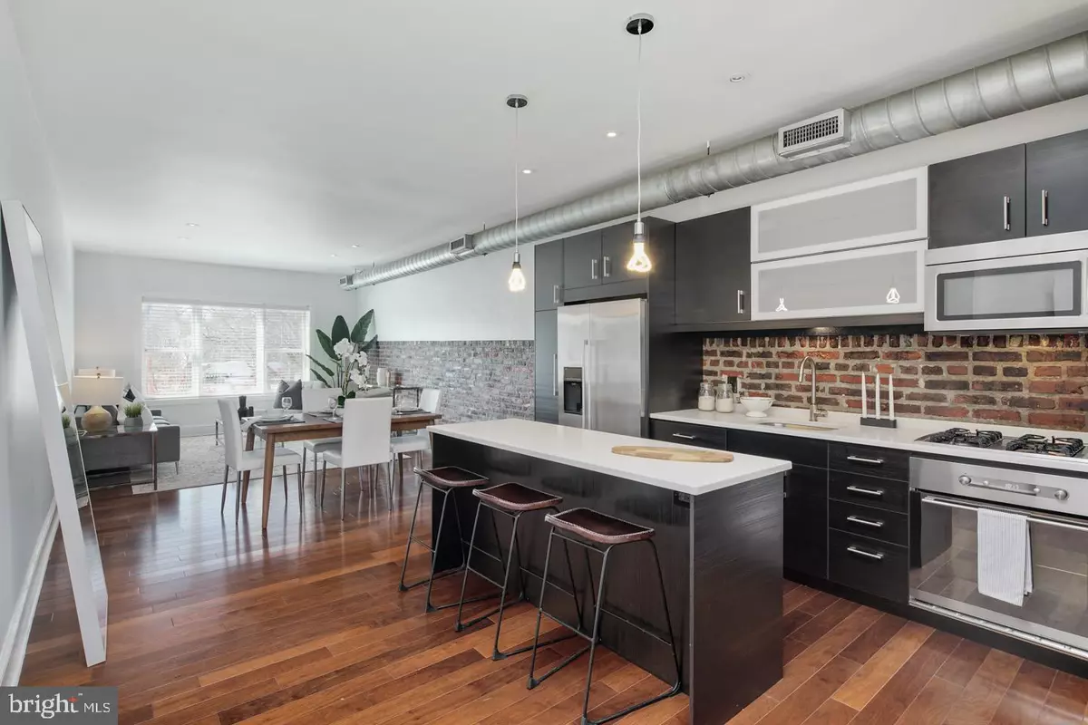 Philadelphia, PA 19106,501-7 VINE ST #6