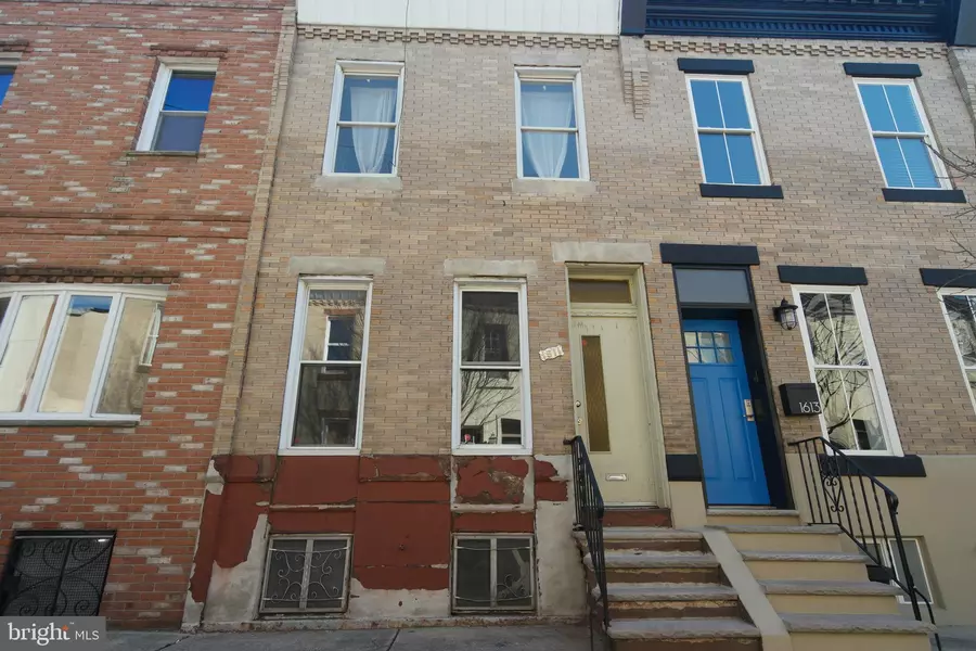 1611 S LAWRENCE ST, Philadelphia, PA 19148