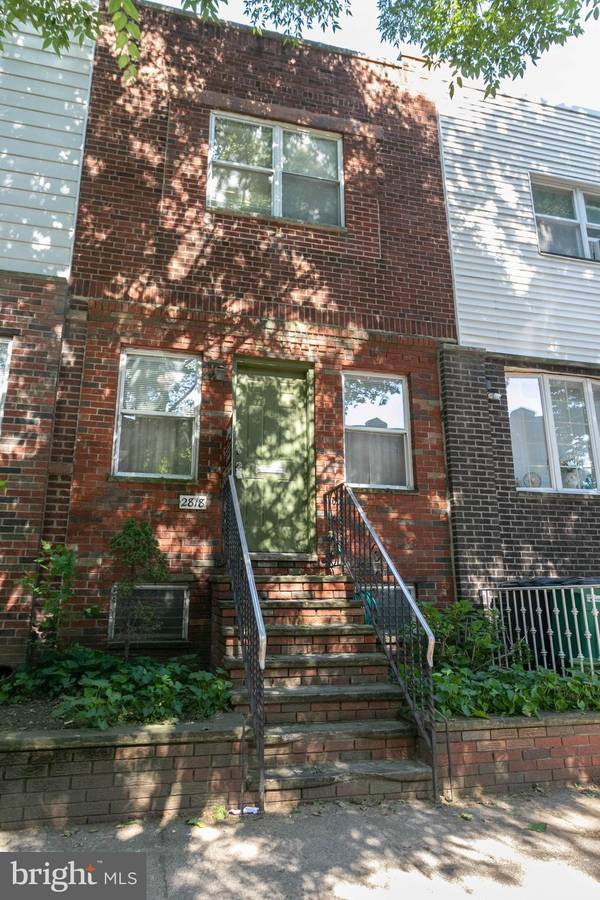 2818 S ALDER ST, Philadelphia, PA 19148