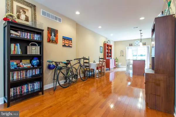 Philadelphia, PA 19146,1930 LATONA ST