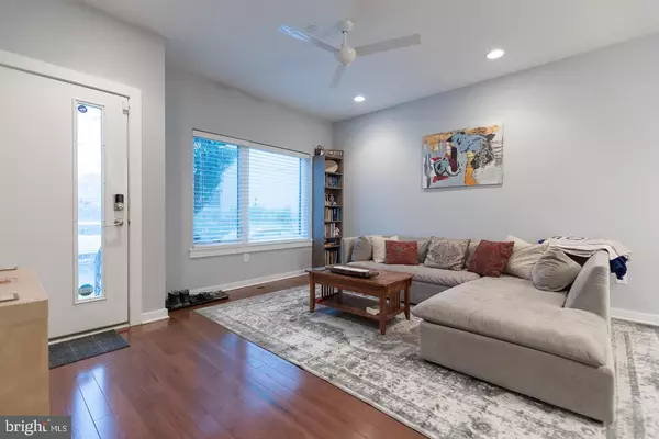 Philadelphia, PA 19125,1921 E YORK ST