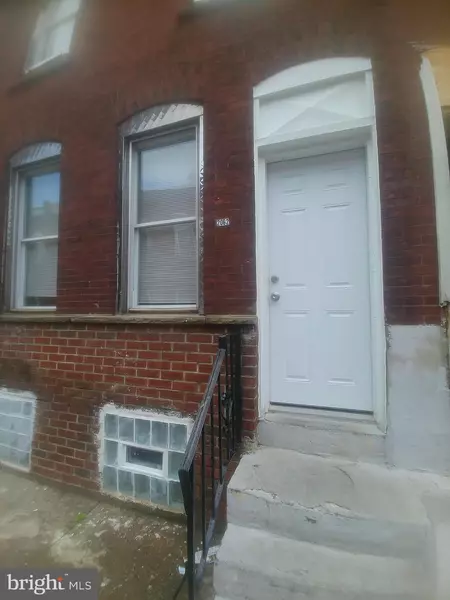 2062 E STELLA ST, Philadelphia, PA 19134
