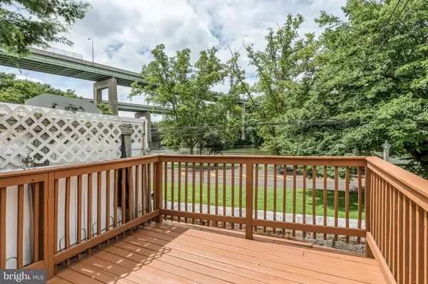 Philadelphia, PA 19129,4150 RIDGE AVE