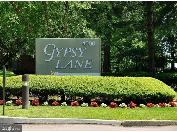4000 GYPSY LN #528, Philadelphia, PA 19129