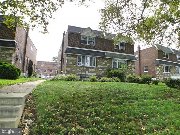 7657 E ROOSEVELT BLVD, Philadelphia, PA 19152