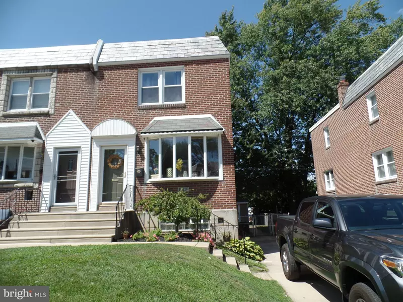 7630 BURHOLME AVE, Philadelphia, PA 19111