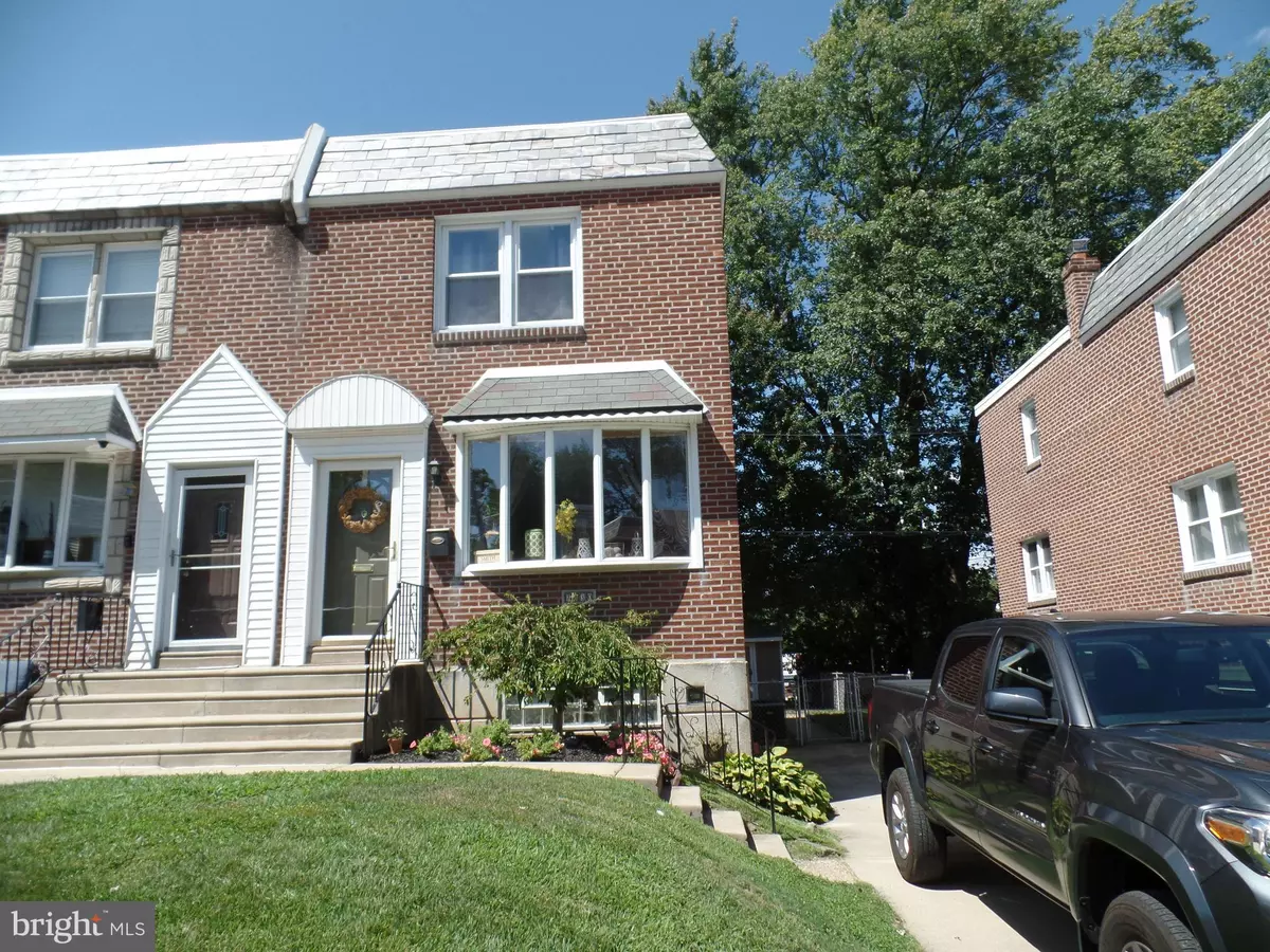 Philadelphia, PA 19111,7630 BURHOLME AVE