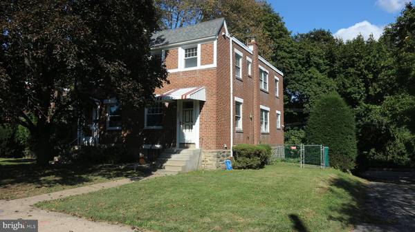 522 OVERLOOK RD, Philadelphia, PA 19128