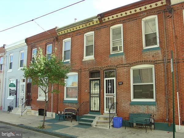 1525 S CHADWICK ST, Philadelphia, PA 19146