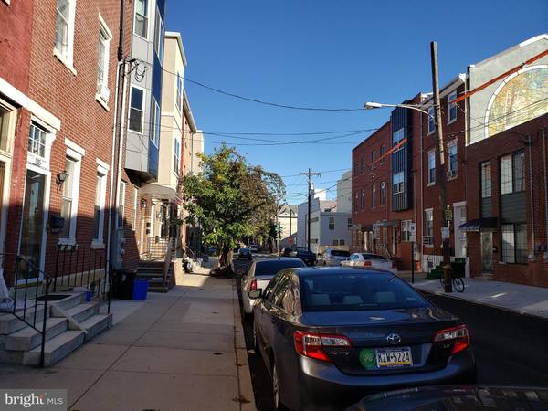 1117 WALLACE ST, Philadelphia, PA 19123