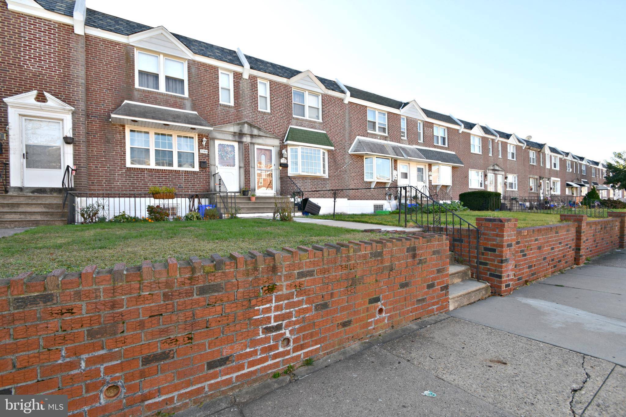 Philadelphia, PA 19135,7169 WALKER ST