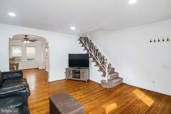 Philadelphia, PA 19131,5339 W OXFORD ST