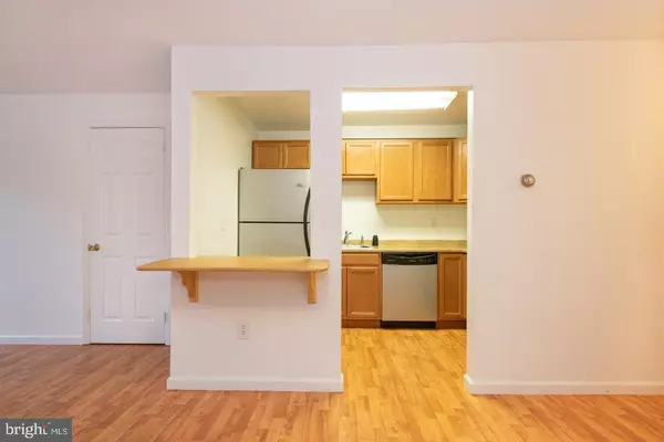 Philadelphia, PA 19128,611-15 ROXBOROUGH AVE #639A