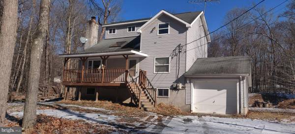 481 WHIPPOORWILL DR, Bushkill, PA 18324