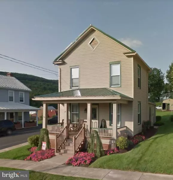 24 N HIGH ST, Millerstown, PA 17062