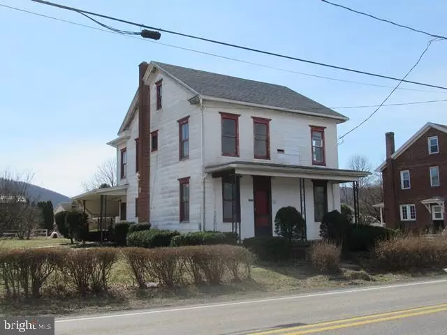 1405 W MAIN ST, Valley View, PA 17983