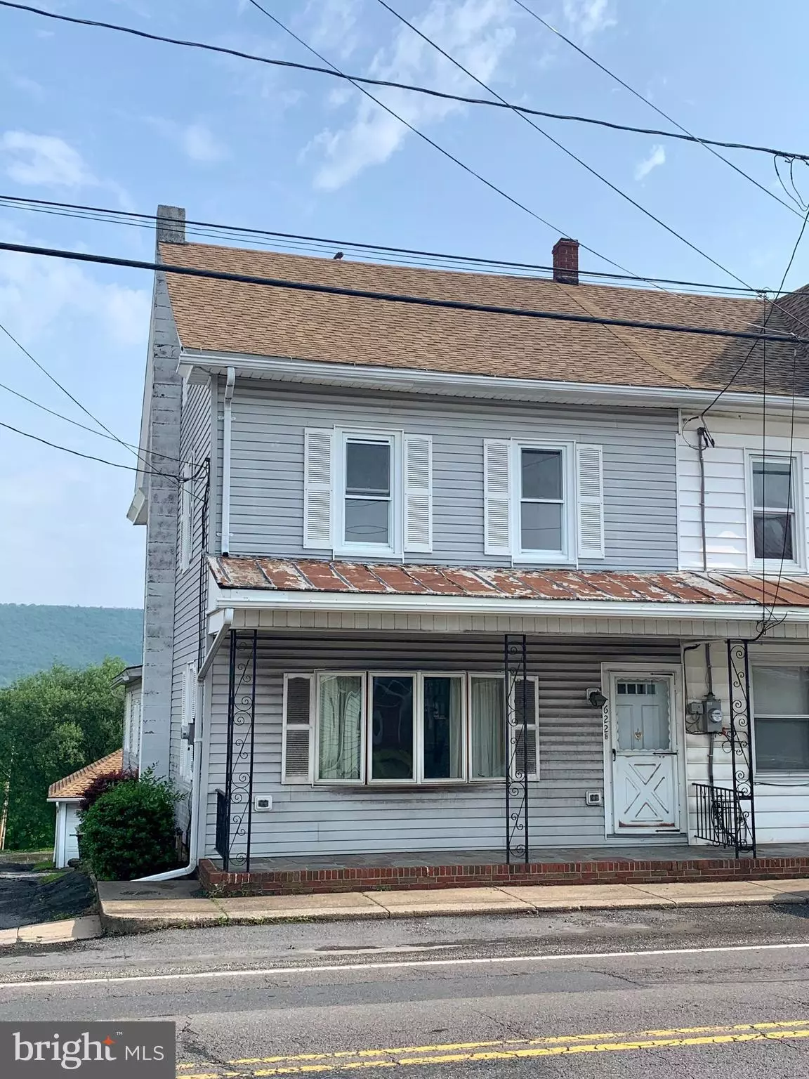 Hegins, PA 17938,622 E MAIN ST