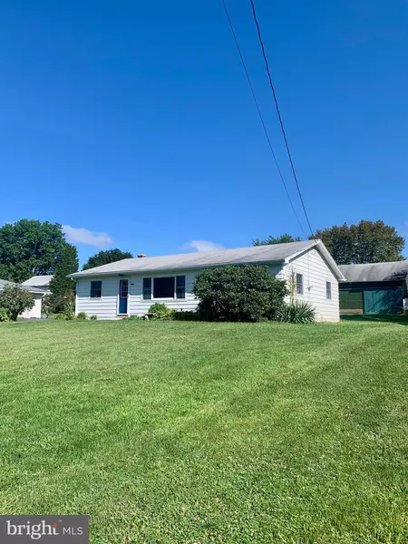 410 W MAPLE ST, Valley View, PA 17983